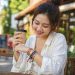 Gợi ý phối vòng tay ngũ sắc Thái Lan theo phong cách trẻ trung